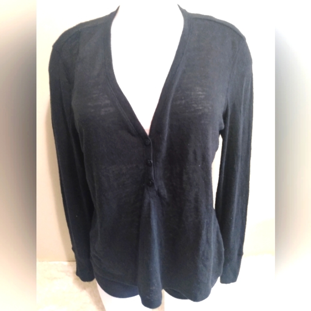 Victoria secret woman size medium black long sleeve v neck
